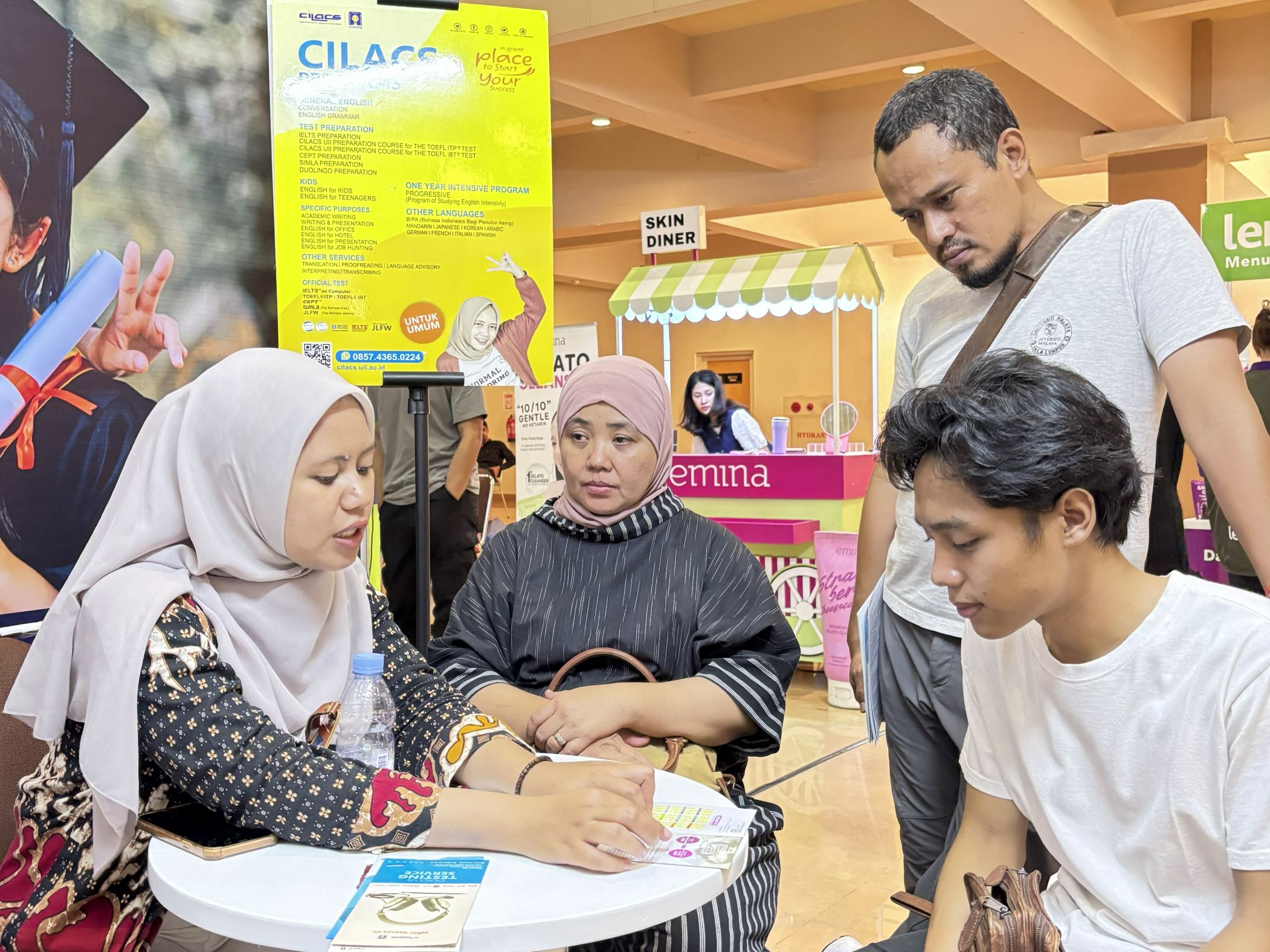 Booth Cilacs UII dalam the Future Festival LPDP Indonesia 2026
